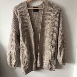 SALE 24hrs Abercrombie and Fitch open front tan sweater